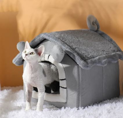 Fleece House Pet Bed